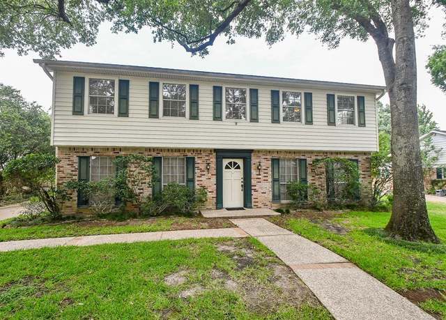 Property at 14626 Carolcrest Dr, Houston, TX 77079, 5 beds, 2.5 baths