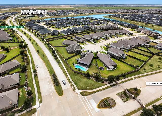 Property at 29235 Alpine Garden Dr, Katy, TX 77494, 4 beds, 3.5 baths