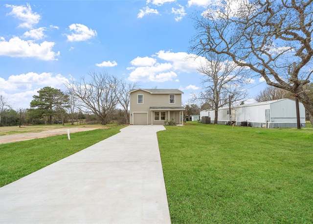 Property at 613 21st St, Hempstead, TX 77445, 4 beds, 2.5 baths