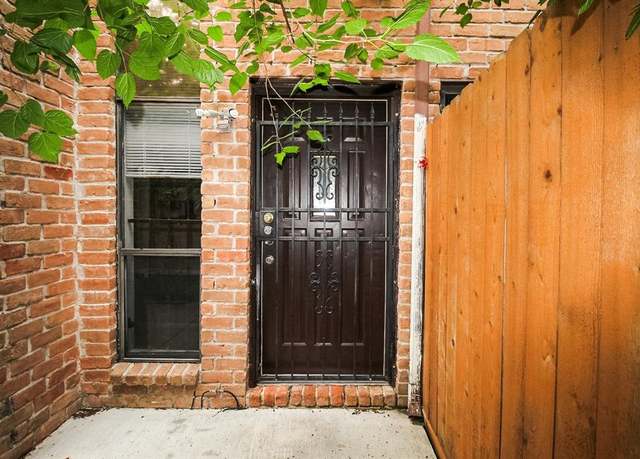 Property at 10912 Gulf Fwy #4, Houston, TX 77034, 1 bed, 1.5 baths
