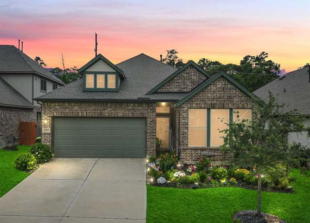 Property at 1313 Lakeside Creek Rd, Magnolia, TX 77354, 4 beds, 3 baths