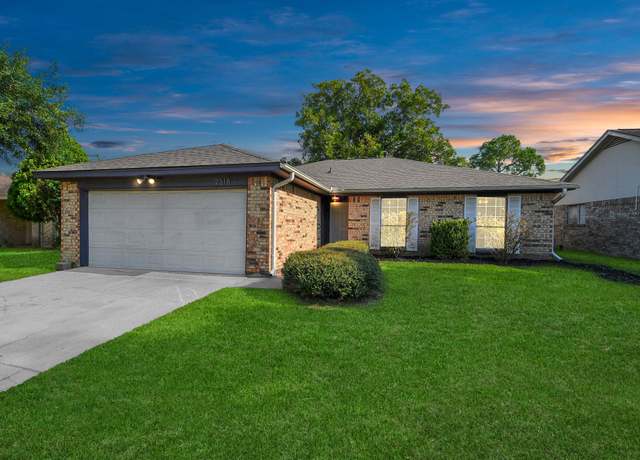 Property at 2318 Hearne Dr, Pasadena, TX 77502, 3 beds, 2 baths
