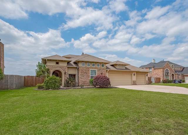 Property at 18890 Serene Water Dr, Montgomery, TX 77356, 3 beds, 2.5 baths