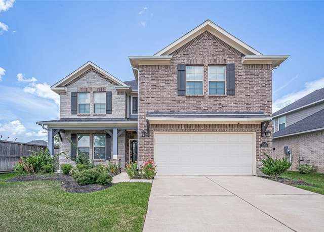 Property at 31326 Whitfield Ct, Fulshear, TX 77441, 5 beds, 3 baths