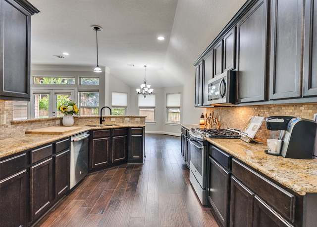 Property at 5409 Zephyr Ln, Willis, TX 77318, 3 beds, 2 baths