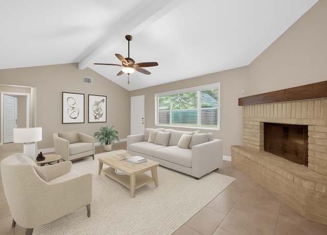 Property at 14118 Louan Ct, Sugar Land, TX 77498, 3 beds, 2 baths