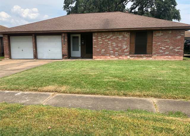 Property at 1118 E Columbia Ln, Deer Park, TX 77536, 3 beds, 1.5 baths
