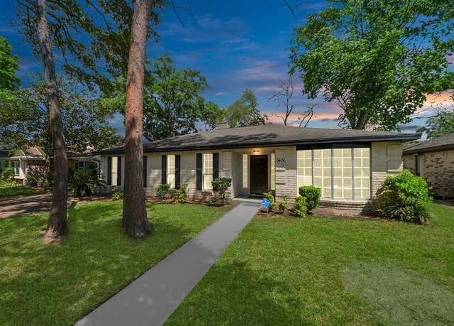Property at 9406 Vickijohn Dr, Houston, TX 77031, 4 beds, 3 baths