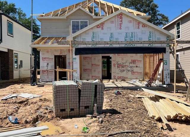 Property at 3797 Alexus Dr, Conroe, TX 77301, 4 beds, 2.5 baths