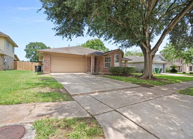 Property at 10911 Cedar Bridge St, Houston, TX 77075, 3 beds, 2 baths