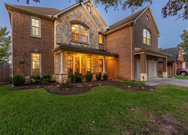 Property at 2505 Rockygate Ln, Friendswood, TX 77546, 4 beds, 3.5 baths