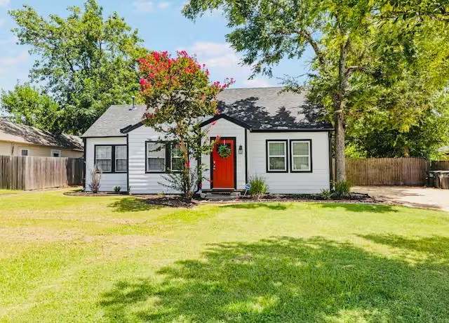 Property at 1017 Milner, College Station, TX 77840, 5 beds, 3 baths