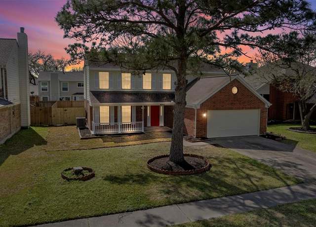 Property at 14922 Waybridge Dr, Houston, TX 77062, 5 beds, 2.5 baths