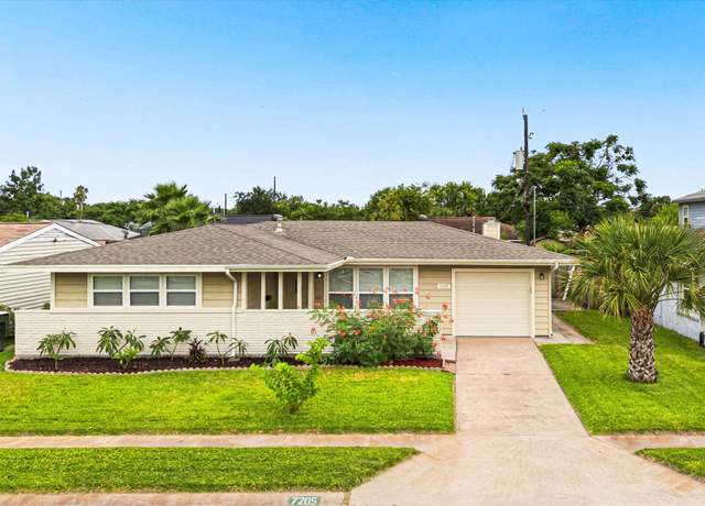 Property at 7205 Yucca Dr, Galveston, TX 77551, 4 beds, 2 baths