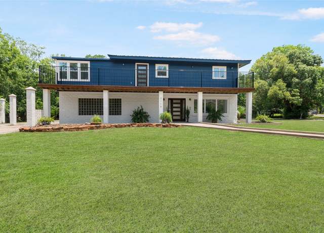 Property at 3119 Avenue H, Bay City, TX 77414, 4 beds, 2.5 baths