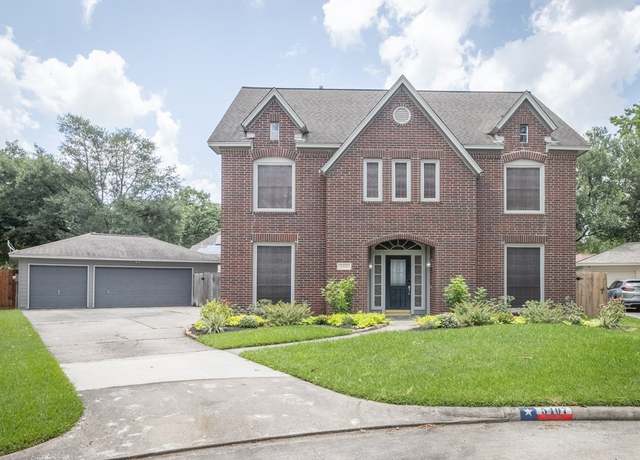 Property at 5407 Chestnut Isle Ct, Houston, TX 77345, 4 beds, 2.5 baths