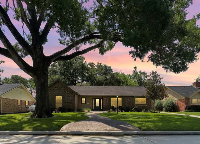 Property at 1522 Saxony Ln, Houston, TX 77058, 3 beds, 2 baths