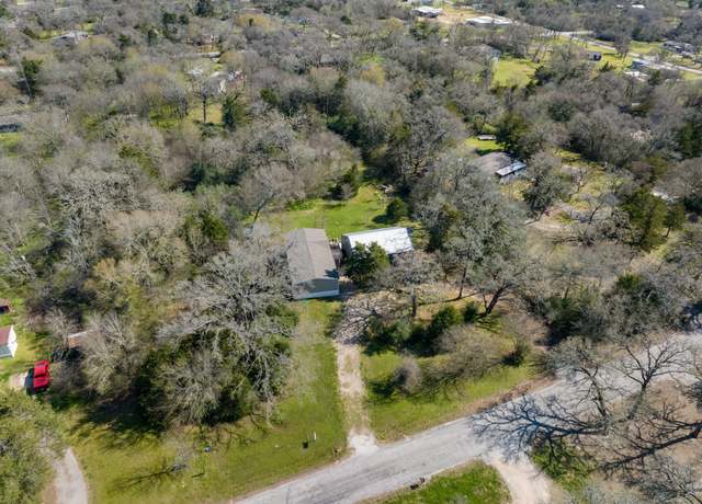 Property at 5335 Lucy Ellen Pkwy, Bryan, TX 77807, 4 beds, 2 baths