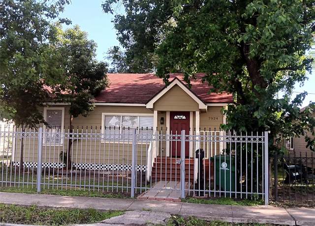Property at 7924 Elvera St, Houston, TX 77012, 2 beds, 1 bath
