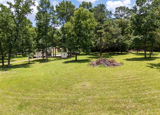 Property at 15520 Rue Ann St, Montgomery, TX 77316, 3 beds, 1 bath