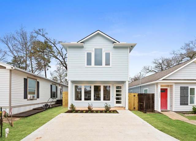 Property at 16606 E Dounreay, Montgomery, TX 77316, 3 beds, 2.5 baths