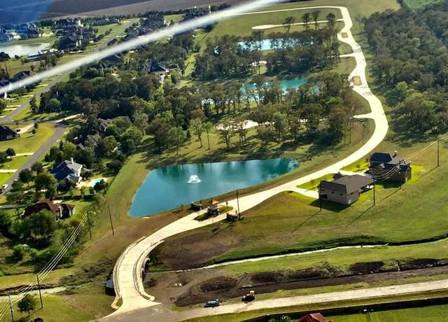 Property at 8715 Smiley Ct, Richmond, TX 77469