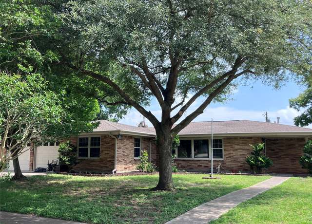 Property at 2020 1st St N, Texas City, TX 77590, 3 beds, 2 baths