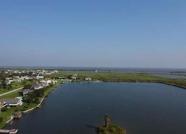 Property at 2017 Highway 87, Crystal Beach, TX 77650