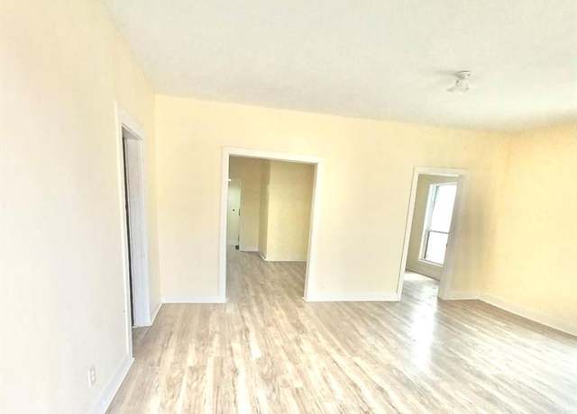 Property at 3001 Ruth St, Corpus Christi, TX 78405-2546, 3 beds, 2 baths