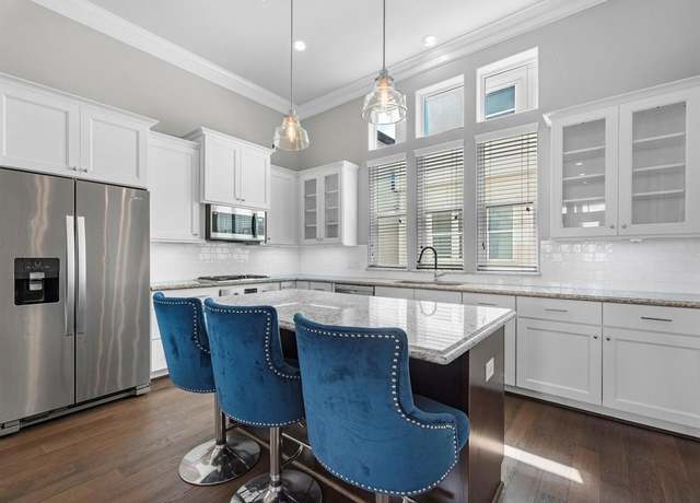 Property at 9662 Knight Rd, Houston, TX 77045, 3 beds, 3.5 baths
