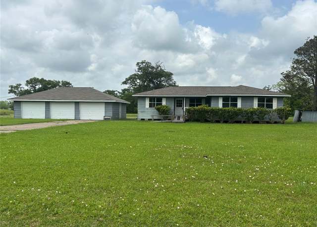 Property at 17512 County Road 729, Brazoria, TX 77422, 3 beds, 2 baths