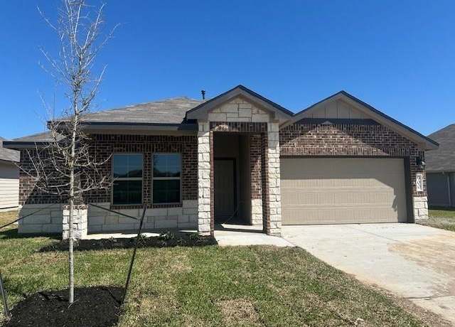 Property at 900 Legrand St, Brenham, TX 77833, 3 beds, 2 baths