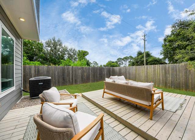 Property at 9654 Habitat St, Houston, TX 77075, 3 beds, 2.5 baths