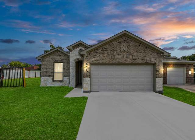 Property at 7947 Cinderella St, Houston, TX 77028, 3 beds, 2.5 baths