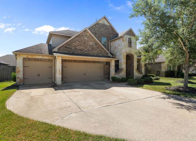 Property at 736 Somerset Landing Ln, League City, TX 77573, 4 beds, 3.5 baths