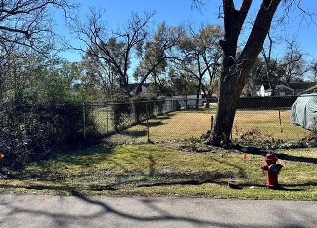 Property at 0000 Waco Ave, League City, TX 77573