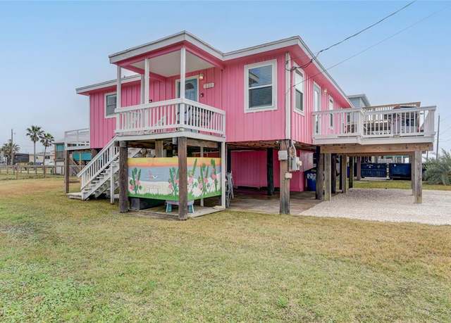 Property at 222 Sand Dune Ct, Surfside Beach, TX 77541, 3 beds, 2 baths