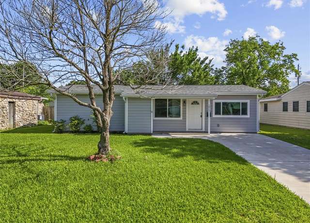 Property at 1817 3rd Ave N, Texas City, TX 77590, 3 beds, 1 bath