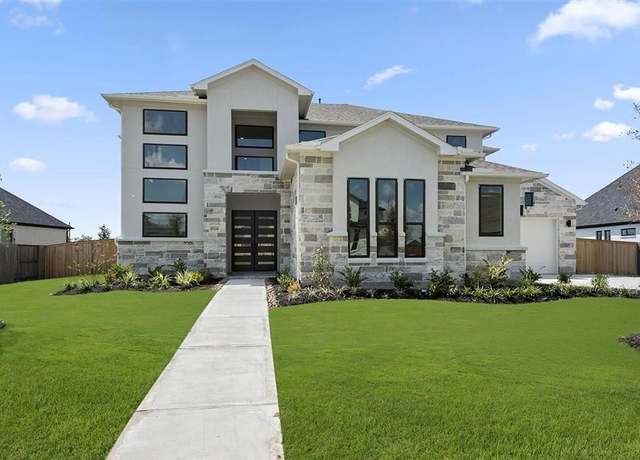 Property at 5706 Hemingway Ln, Manvel, TX 77578, 4 beds, 4.5 baths