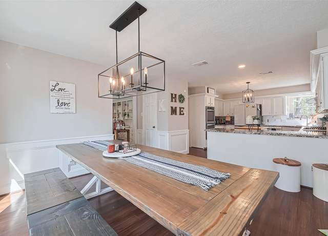 Property at 9306 Stockport Dr, Spring, TX 77379, 4 beds, 2.5 baths