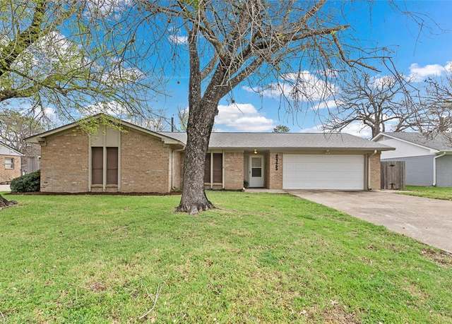 Property at 2725 Brothers Blvd, College Station, TX 77845, 3 beds, 3 baths