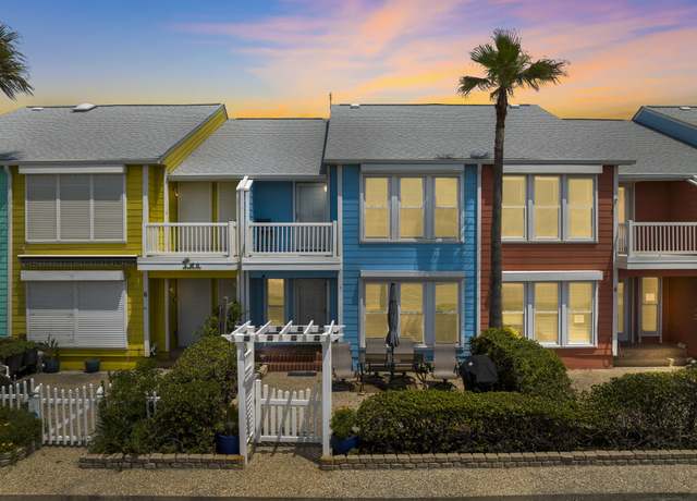 Property at 8416 Seawall Blvd #5, Galveston, TX 77554, 3 beds, 2.5 baths
