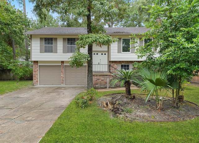 Property at 2247 Oak Shores Dr, Houston, TX 77339, 4 beds, 2.5 baths