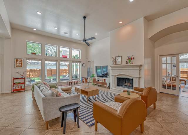 Property at 5918 Emmit Creek Ln, Sugar Land, TX 77479, 4 beds, 3 baths