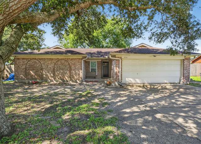 Property at 2714 Westfield St, Alvin, TX 77511, 4 beds, 2 baths