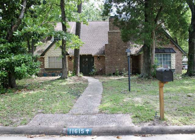Property at 11615 Primwood Dr, Houston, TX 77070, 5 beds, 2.5 baths