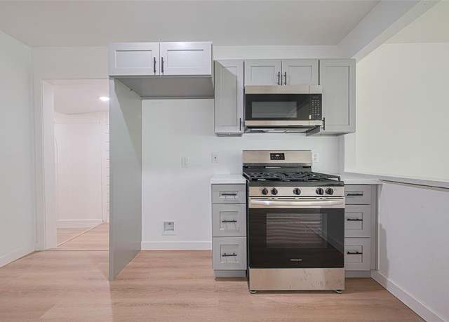 Property at 606 Cresline St, Houston, TX 77076, 3 beds, 2 baths