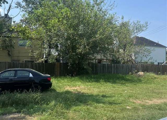 Property at 7050 Inwood Park Dr, Houston, TX 77088