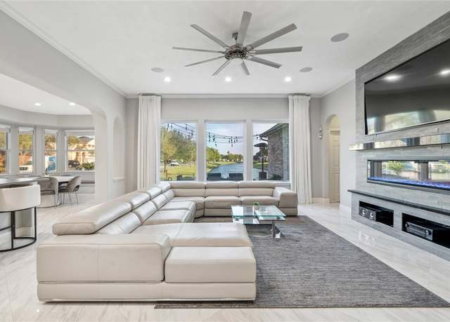 Property at 3803 Aldridge Dr, Missouri City, TX 77459, 4 beds, 3.5 baths