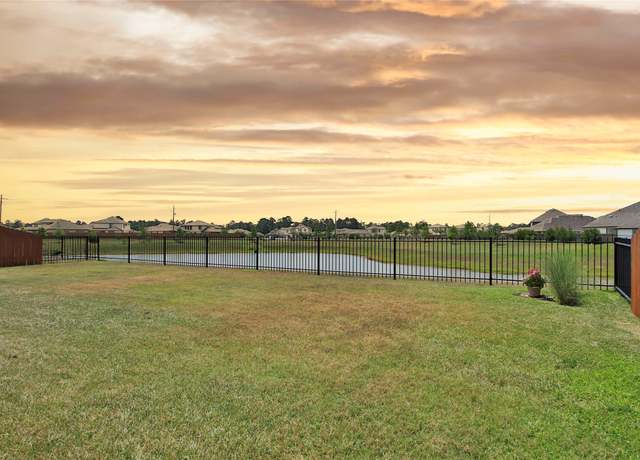 Property at 14352 W Pine Heart Dr, Conroe, TX 77302, 4 beds, 2 baths